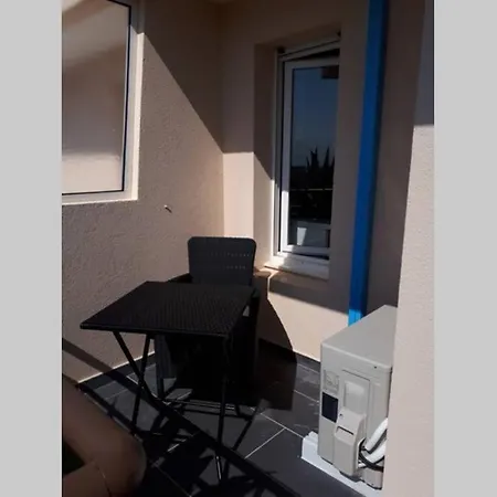 T2 Climatise Vue Sur Mer, Wifi, Piscine Et Parking Sète Buitenkant foto