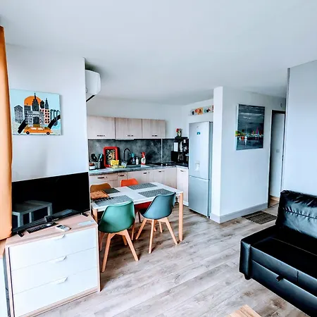 T2 Climatise Vue Sur Mer, Wifi, Piscine Et Parking Sète Buitenkant foto